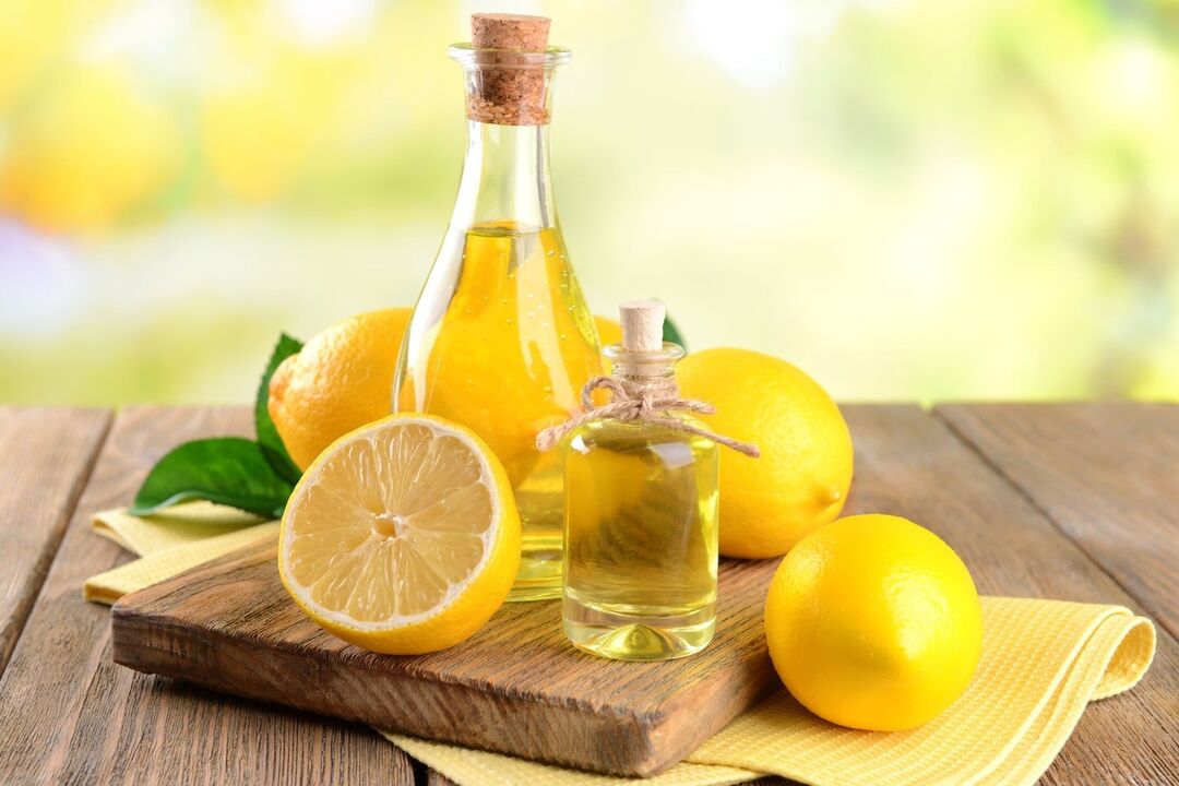 Lemon essential oil is the most important ingredient for whitening the skin